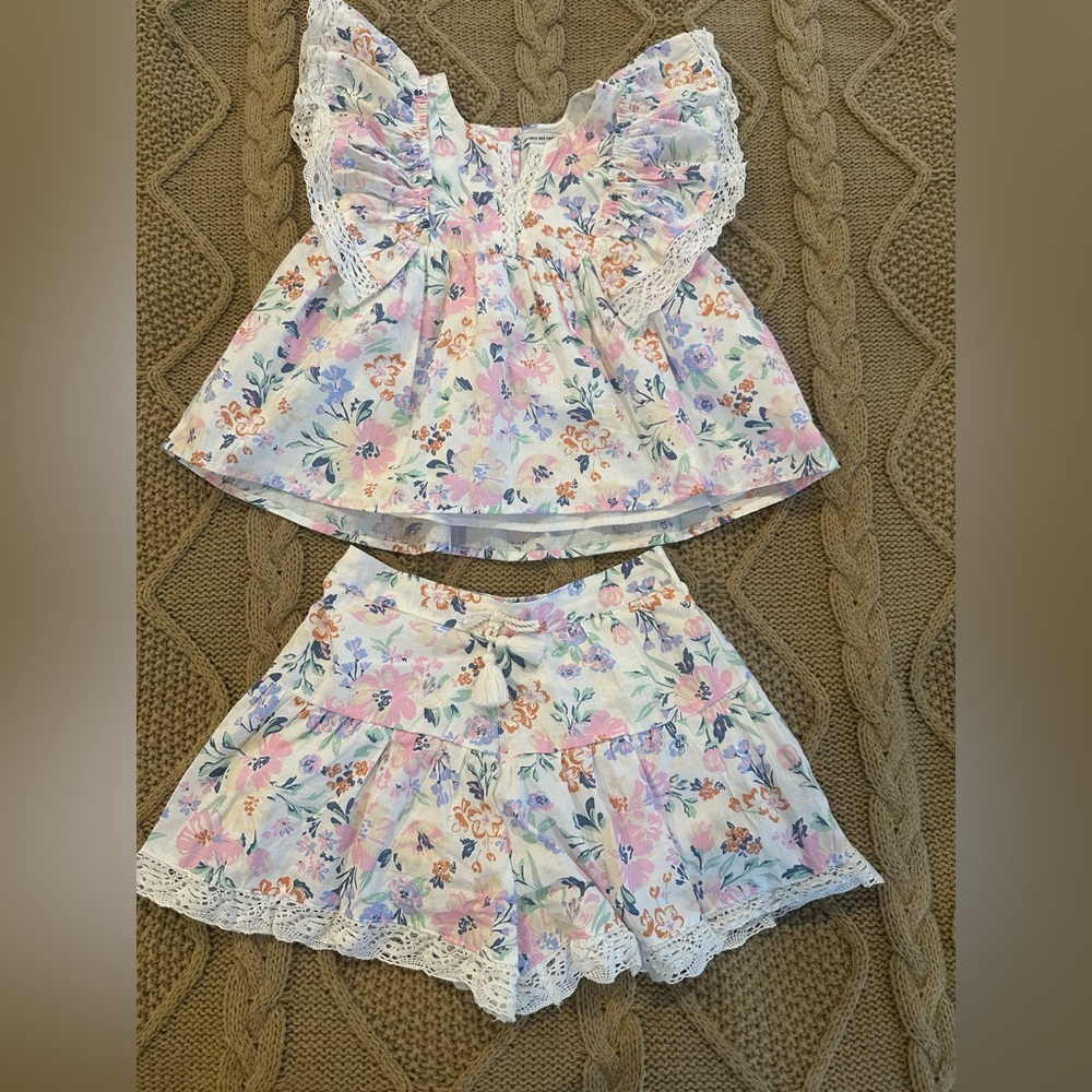 Cupcakes & Cashmere matching set size 7/8